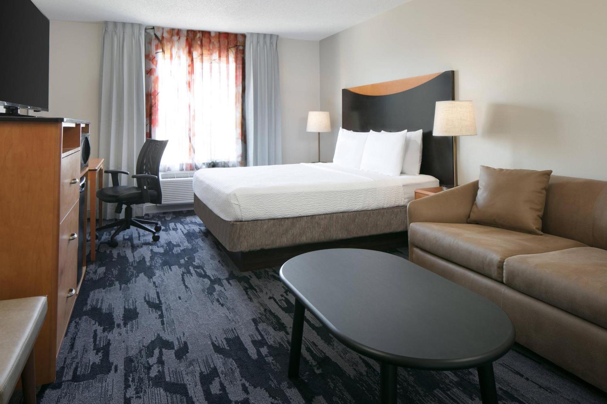 Fairfield Inn Manhattan, Kansas Экстерьер фото