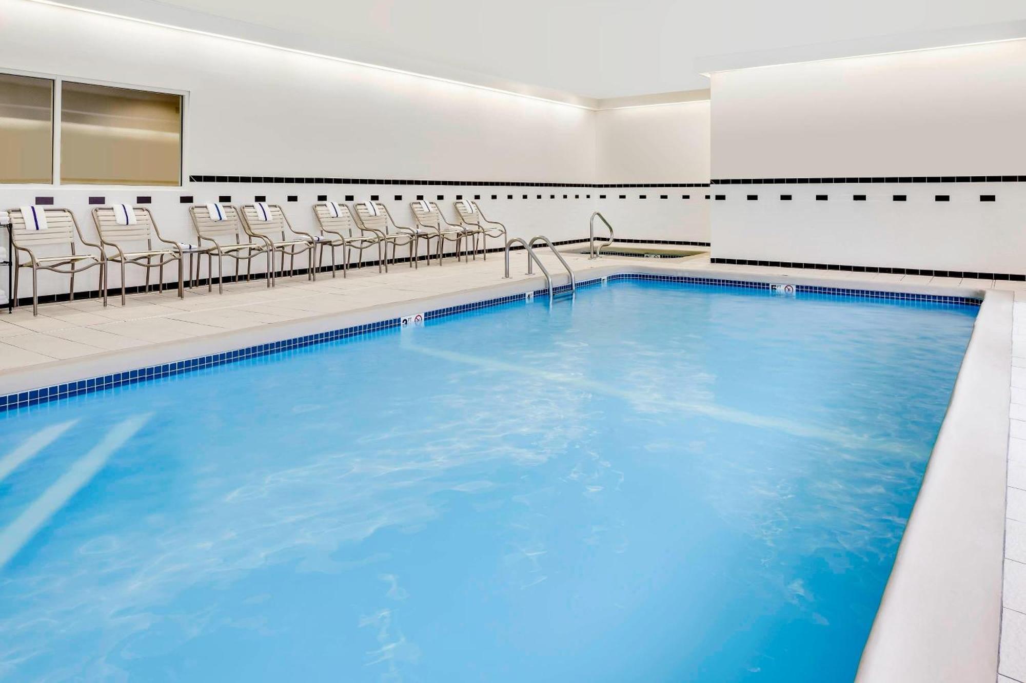 Fairfield Inn Manhattan, Kansas Экстерьер фото